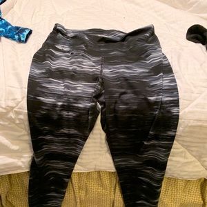 Old Navy Active Leggings
